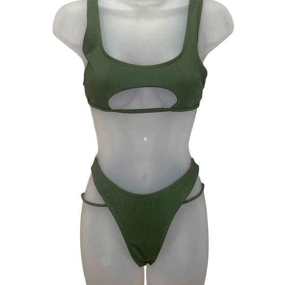 Cutout thong Bikini women’s size small - Picture 5 of 6